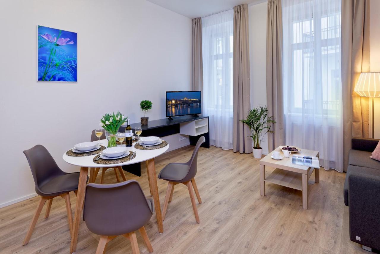 Downtown Suites Jugoslavska Prague Exterior photo